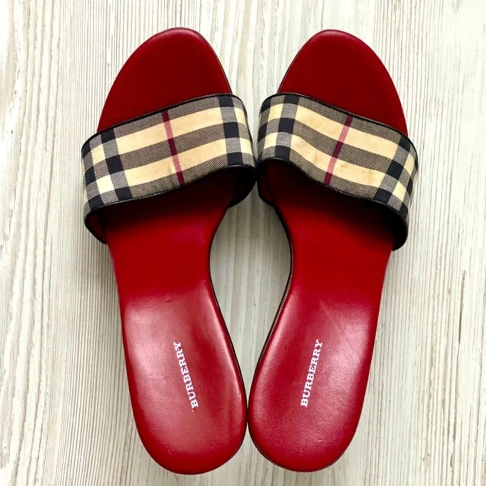 BURBERRY Signature Monogram Red Leather Heels, Authentic. EUC